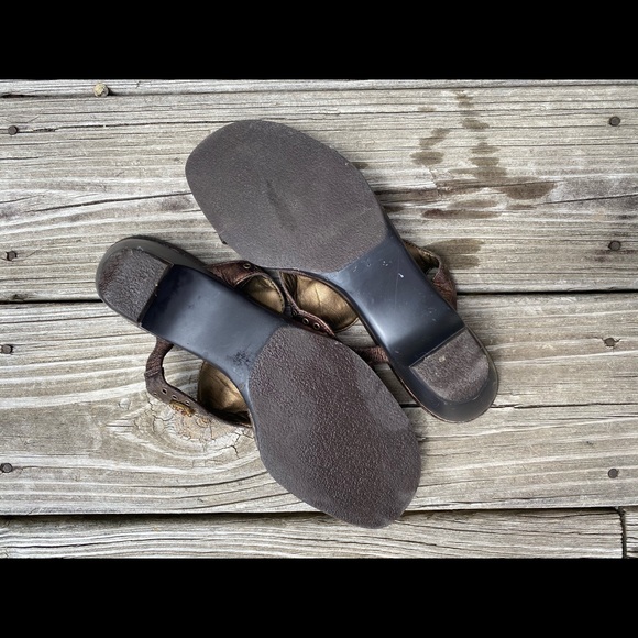 Vaneli Embellished Sandal Gorgeous! - Picture 9 of 10